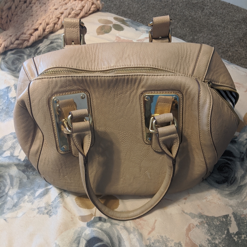 Charming Charlie bowling bag